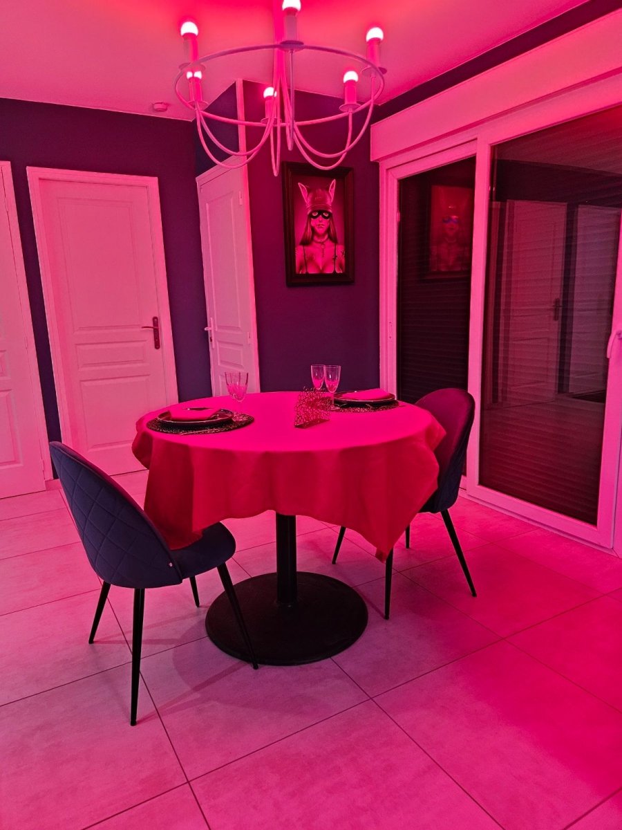 Bulles de plaisir - Love’nSpa - weekend en amoureux, love rooms avec spa ou jacuzzi privatif8 de Bulles de plaisir