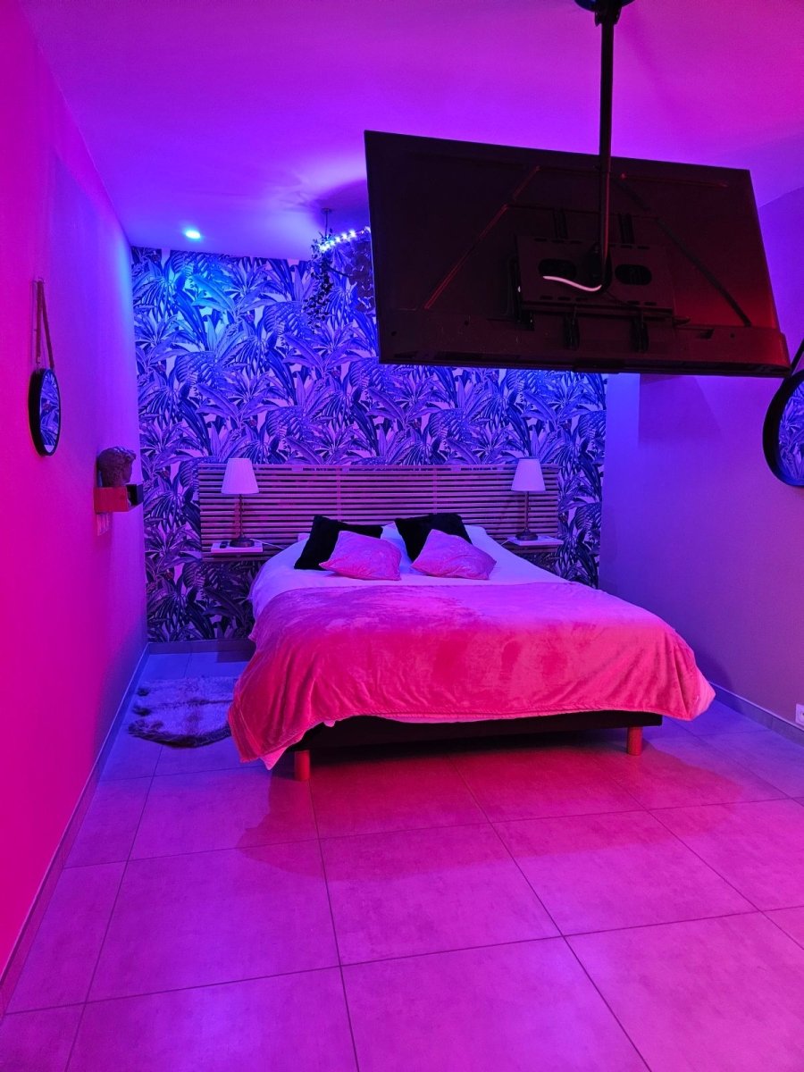 Bulles de plaisir - Love’nSpa - weekend en amoureux, love rooms avec spa ou jacuzzi privatif2 de Bulles de plaisir