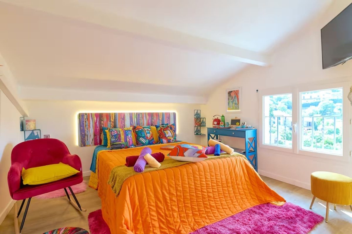 Chambre Fauve - Love’nSpa - weekend en amoureux, love rooms avec spa ou jacuzzi privatifChambre Fauve