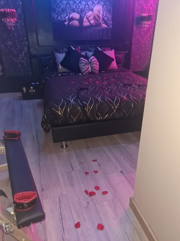 Enjoy Loveroom - Love’nSpa - weekend en amoureux, love rooms avec spa ou jacuzzi privatif15 de Enjoy Loveroom