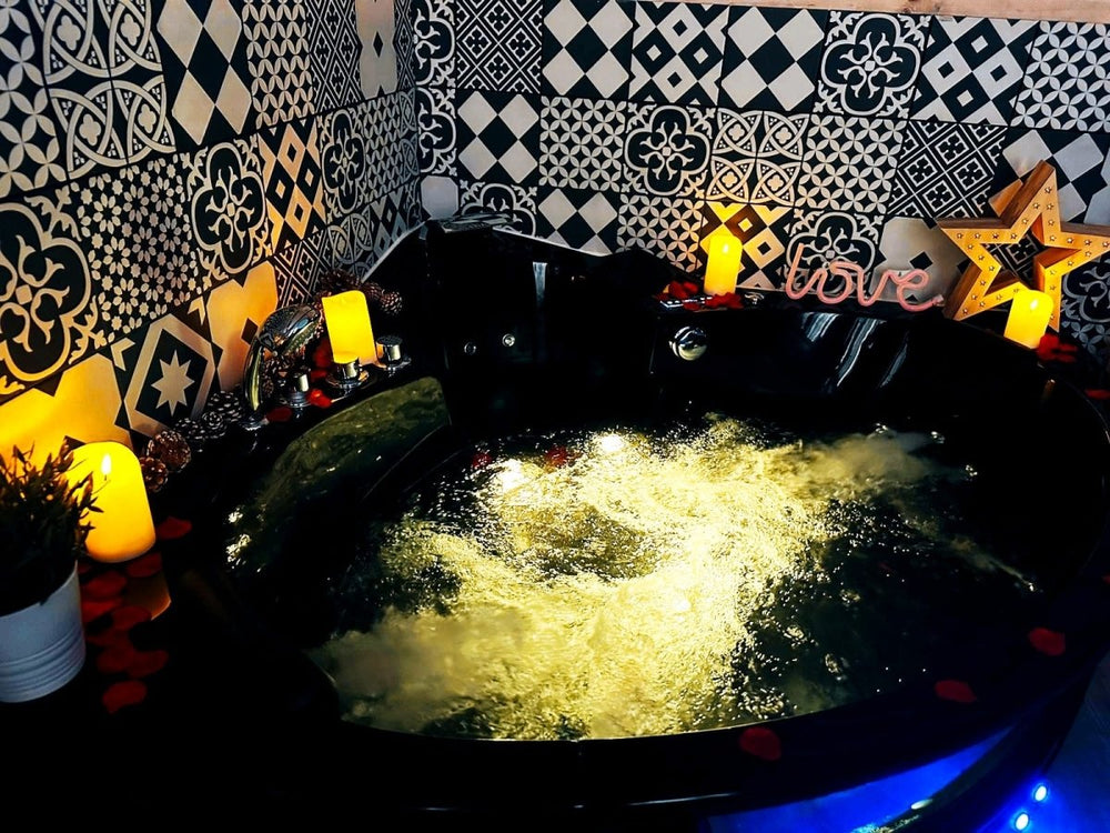 Le Chalet Romantique Spa & Ciné Privé - Love’nSpa - weekend en amoureux, love rooms avec spa ou jacuzzi privatif1 de Le Chalet Romantique Spa & Ciné Privé