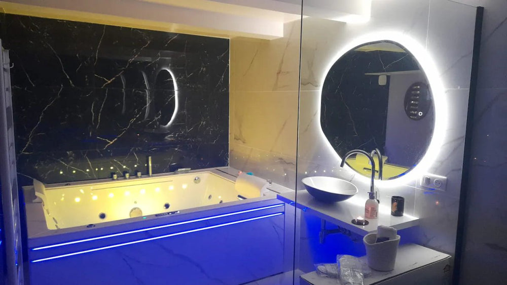 LE YADEN Jaccuzi Mucem/la Major - Love’nSpa - weekend en amoureux, love rooms avec spa ou jacuzzi privatif2 de LE YADEN Jaccuzi Mucem/la Major