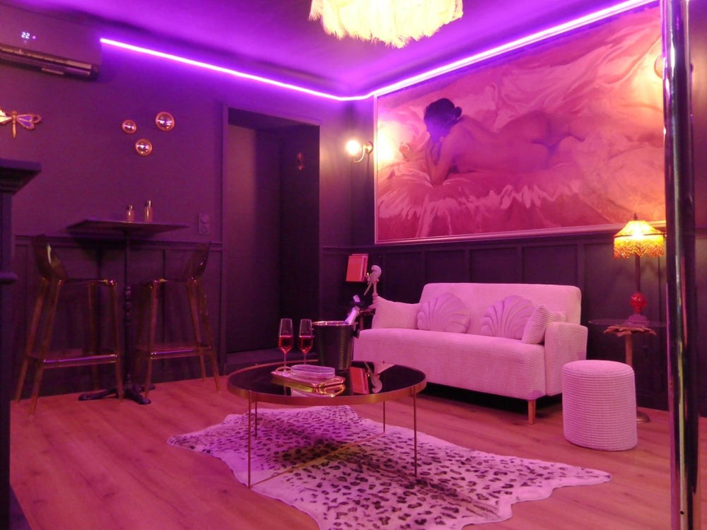 L'Instant X - La Villa 1900 - Love’nSpa - weekend en amoureux, love rooms avec spa ou jacuzzi privatif3 de L'Instant X - La Villa 1900