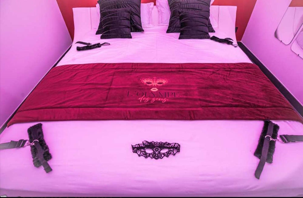 L'Olympe des Sens - APHRODITE • Déesse du désir - Love’nSpa - weekend en amoureux, love rooms avec spa ou jacuzzi privatif21 de L'Olympe des Sens - APHRODITE • Déesse du désir