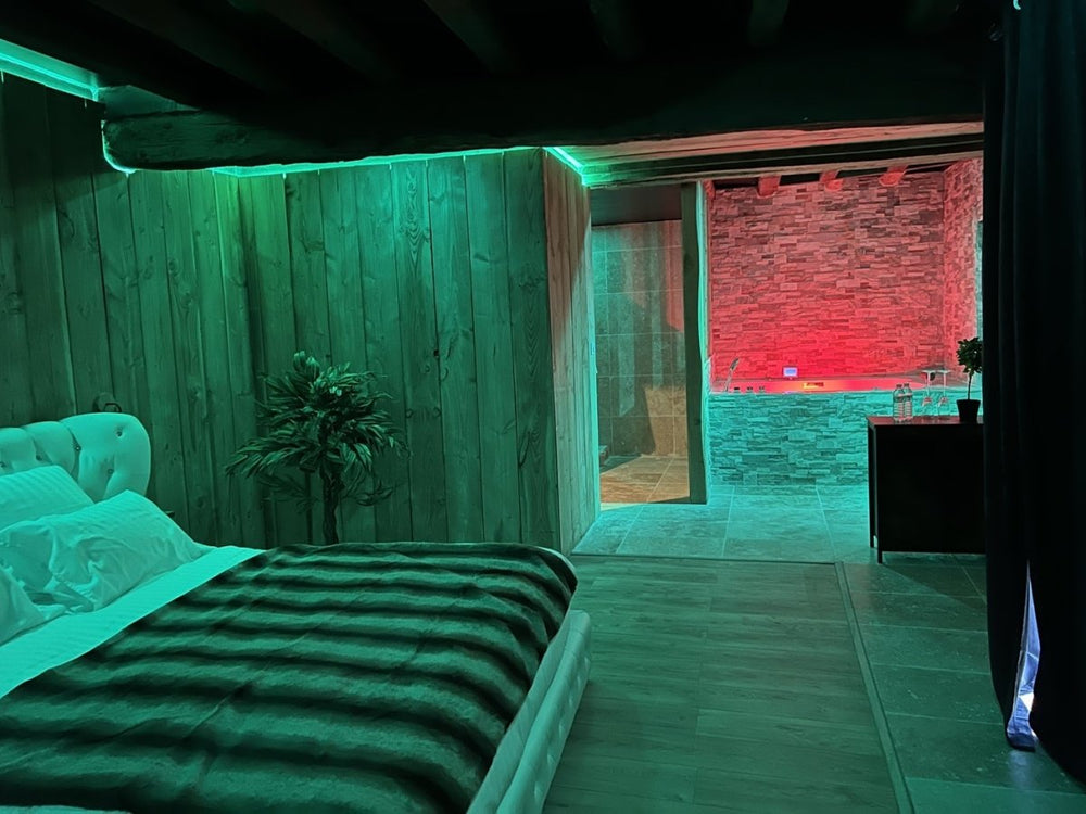 Nature & Love - La maison Love - Love’nSpa - weekend en amoureux, love rooms avec spa ou jacuzzi privatif1 de Nature & Love - La maison Love
