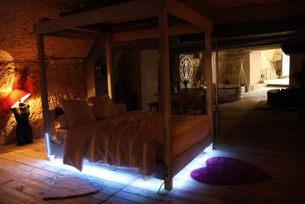 La cave du secret - Love’nSpa - weekend en amoureux, love rooms avec spa ou jacuzzi privatif4 de La cave du secret