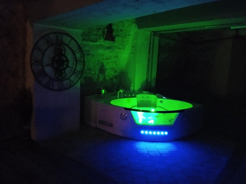 La cave du secret - Love’nSpa - weekend en amoureux, love rooms avec spa ou jacuzzi privatif2 de La cave du secret