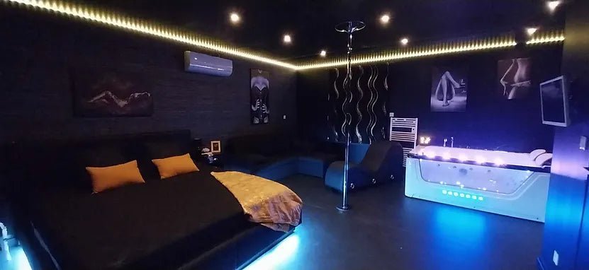 La chambre d'Aphrodite - Love’nSpa - weekend en amoureux, love rooms avec spa ou jacuzzi privatif1 de La chambre d'Aphrodite