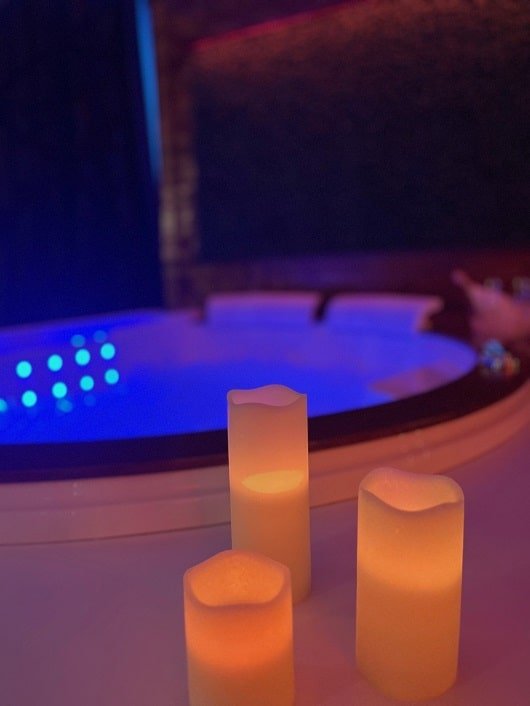 Le Double L - Love’nSpa - weekend en amoureux, love rooms avec spa ou jacuzzi privatif1 de Le Double L