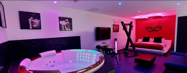 L'Olympe des Sens - APHRODITE • Déesse du désir - Love’nSpa - weekend en amoureux, love rooms avec spa ou jacuzzi privatif14 de L'Olympe des Sens - APHRODITE • Déesse du désir