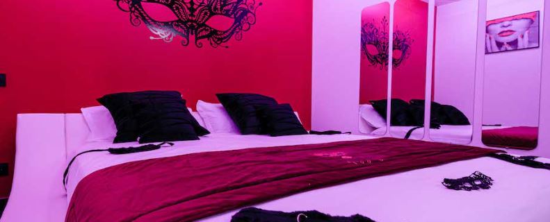 L'Olympe des Sens - APHRODITE • Déesse du désir - Love’nSpa - weekend en amoureux, love rooms avec spa ou jacuzzi privatif15 de L'Olympe des Sens - APHRODITE • Déesse du désir