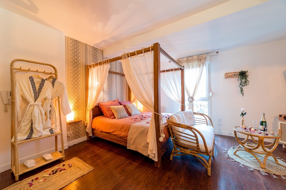 Urban spa - L'ÉVASION NATURE - Love’nSpa - weekend en amoureux, love rooms avec spa ou jacuzzi privatif2 de Urban spa - L'ÉVASION NATURE