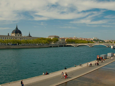 Les Meilleures Love Rooms à Moins d’une Heure de Lyon pour un Séjour Romantique Inoubliable