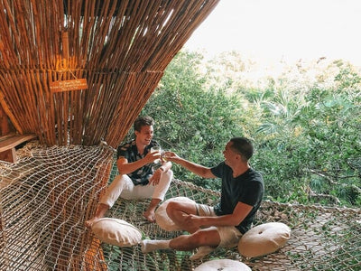 Séjours en Cabanes dans les Arbres avec Spa Privatif en France : Une Évasion Luxueuse au Cœur de la Nature