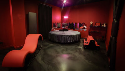 50 nuances de plaisir - Love’nSpa - weekend en amoureux, love rooms avec spa ou jacuzzi privatif
