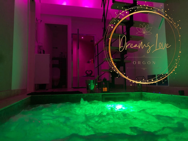 Loveroom Orgon - DREAMS LOVE - Love’nSpa - weekend en amoureux, love rooms avec spa ou jacuzzi privatif1 de Loveroom Orgon - DREAMS LOVE
