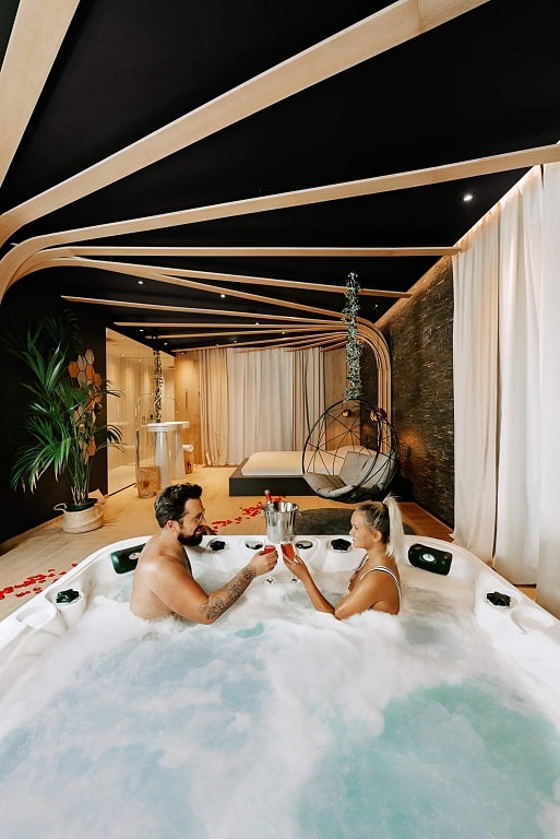 Jacuzzi spa gonflable rond Ebene 7 places gris anthracite, intérieur détente confortable.7 de Spa Ebène
