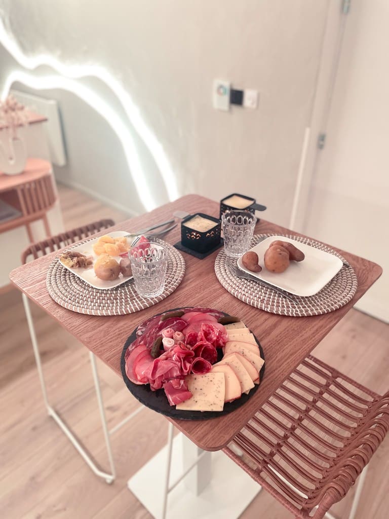 À la folie Loft&Spa romantique avec jacuzzi - Love’nSpa - weekend en amoureux, love rooms avec spa ou jacuzzi privatif3 de À la folie Loft&Spa romantique avec jacuzzi
