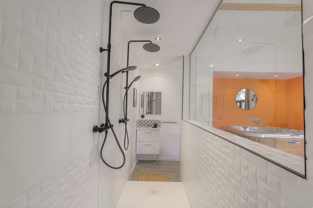 Abricotine - Love’nSpa - weekend en amoureux, love rooms avec spa ou jacuzzi privatif4 de Expérience Abricotine - Jacuzzi-Terrasse
