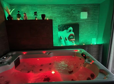 Au Domaine Insolite - Love’nSpa - weekend en amoureux, love rooms avec spa ou jacuzzi privatif