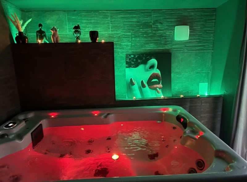 Au Domaine Insolite - Love’nSpa - weekend en amoureux, love rooms avec spa ou jacuzzi privatif