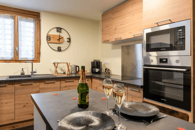 Au nid d'amour - Love’nSpa - weekend en amoureux, love rooms avec spa ou jacuzzi privatif