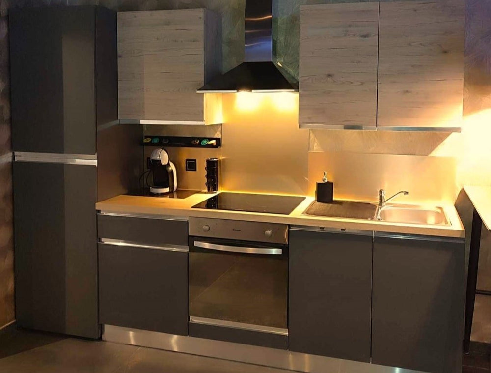 Avec Toi suites spa : LA SECRETE - Love’nSpa - weekend en amoureux, love rooms avec spa ou jacuzzi privatif15 de Avec Toi suites spa : LA SECRETE
