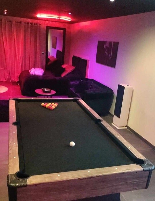 Avec Toi suites spa : LA SECRETE - Love’nSpa - weekend en amoureux, love rooms avec spa ou jacuzzi privatif13 de Avec Toi suites spa : LA SECRETE
