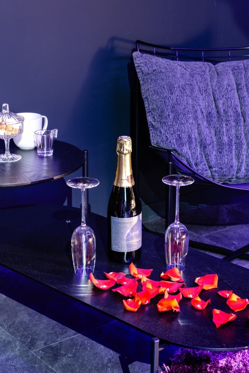 Bisoux Caen - Love’nSpa - weekend en amoureux, love rooms avec spa ou jacuzzi privatif - love room normandie