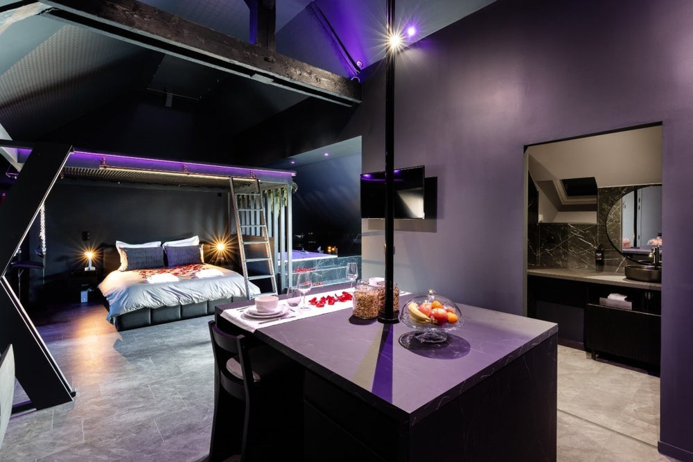 Bisoux Caen - Love’nSpa - weekend en amoureux, love rooms avec spa ou jacuzzi privatif - love room normandie5 de Bisoux Caen
