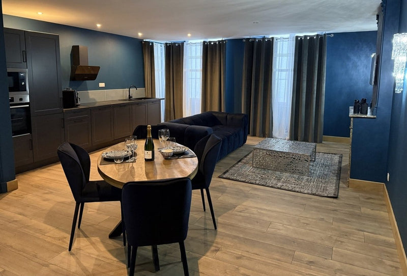 Bliss love room - Love’nSpa - weekend en amoureux, love rooms avec spa ou jacuzzi privatif4 de Bliss love room
