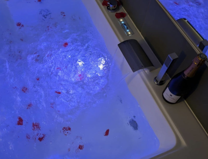 Bliss love room - Love’nSpa - weekend en amoureux, love rooms avec spa ou jacuzzi privatif