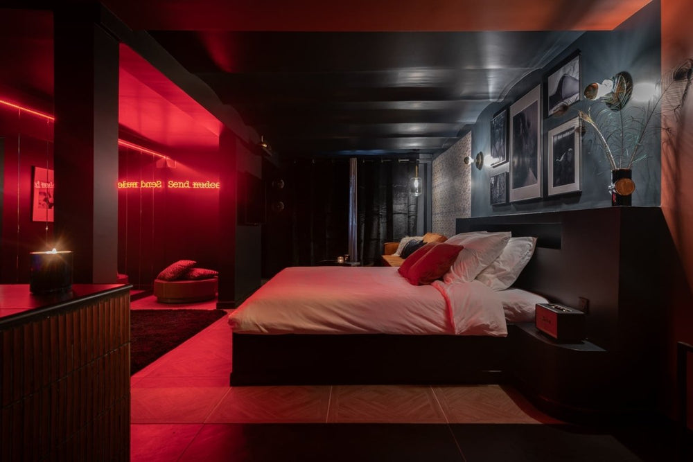 Bouche Cousue - Suite Bandara - Love’nSpa - weekend en amoureux, love rooms avec spa ou jacuzzi privatif1 de Bouche Cousue - Suite Bandara
