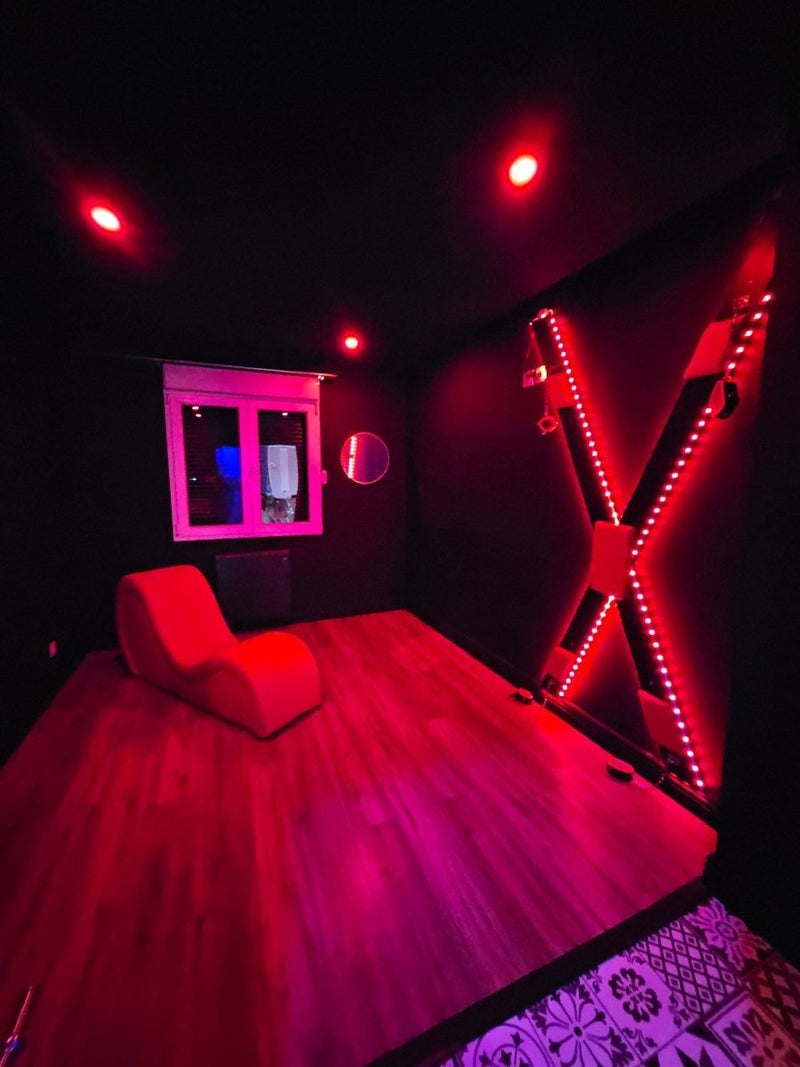 Bulles de plaisir - Love’nSpa - weekend en amoureux, love rooms avec spa ou jacuzzi privatif2 de Bulles de plaisir
