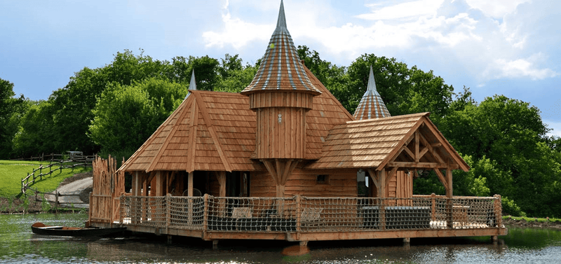 Cabane Château Spa Jumihac - Love’nSpa - weekend en amoureux, love rooms avec spa ou jacuzzi privatif2 de Cabane Château Spa Jumihac
