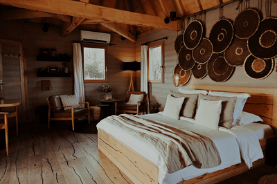 Cabane Château Spa Jumihac - Love’nSpa - weekend en amoureux, love rooms avec spa ou jacuzzi privatif