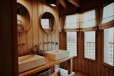 Cabane Château Spa Jumihac - Love’nSpa - weekend en amoureux, love rooms avec spa ou jacuzzi privatif