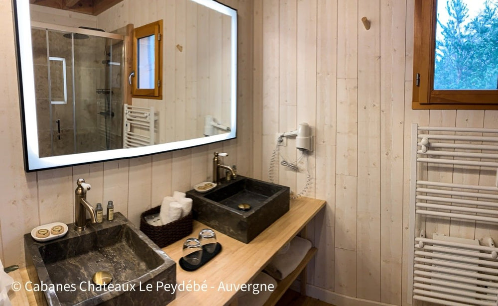 Cabane Château & Spa privatif Peydébé - Love’nSpa - weekend en amoureux, love rooms avec spa ou jacuzzi privatif3 de Cabane Château & Spa privatif Peydébé
