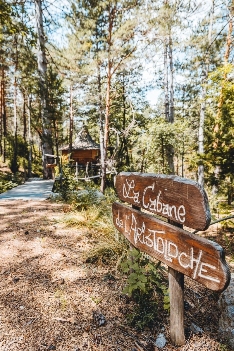 Cabane dans les arbres avec jacuzzi privatif - Aristoloche - Love’nSpa - weekend en amoureux, love rooms avec spa ou jacuzzi privatif