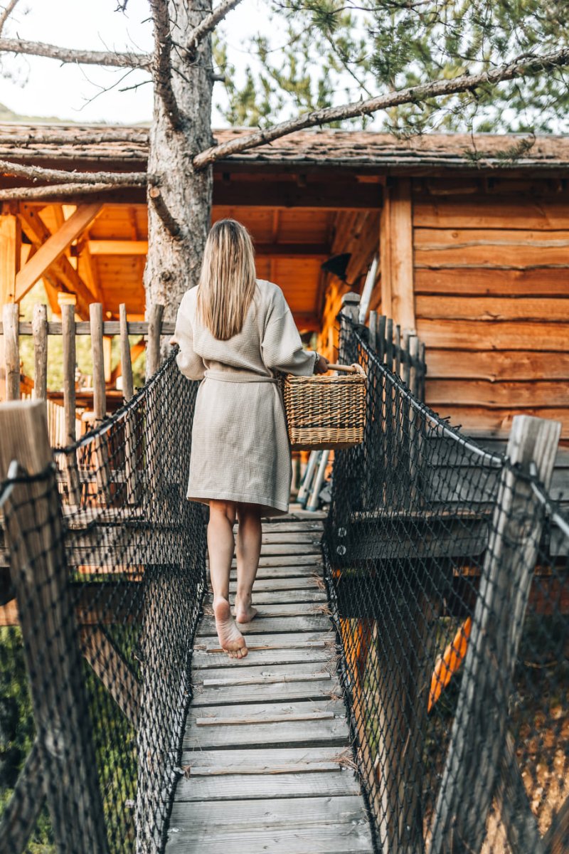 Cabane dans les arbres avec jacuzzi privatif - Bois d&