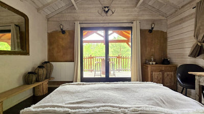 Cabane dans les arbres avec jacuzzi privatif - Bois d'Arambe - Love’nSpa - weekend en amoureux, love rooms avec spa ou jacuzzi privatif
