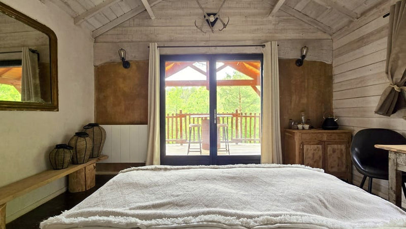 Cabane dans les arbres avec jacuzzi privatif - Bois d&