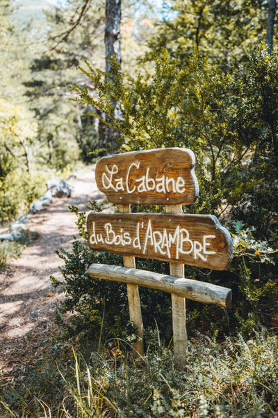 Cabane dans les arbres avec jacuzzi privatif - Bois d'Arambe - Love’nSpa - weekend en amoureux, love rooms avec spa ou jacuzzi privatif