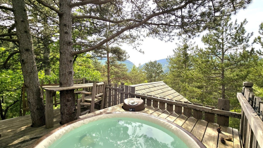 Cabane dans les arbres avec jacuzzi privatif - Épine Vinette - Love’nSpa - weekend en amoureux, love rooms avec spa ou jacuzzi privatif7 de Cabane dans les arbres avec jacuzzi privatif - Épine Vinette
