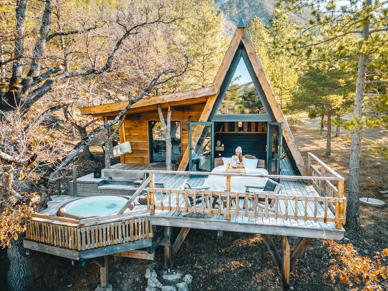 Cabane dans les arbres avec jacuzzi privatif - Petite Buëch - Love’nSpa - weekend en amoureux, love rooms avec spa ou jacuzzi privatif4 de Cabane dans les arbres avec jacuzzi privatif - Petite Buëch
