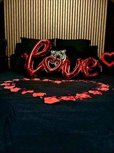 Chambre Amour by Villa Queen - Love’nSpa - weekend en amoureux, love rooms avec spa ou jacuzzi privatif