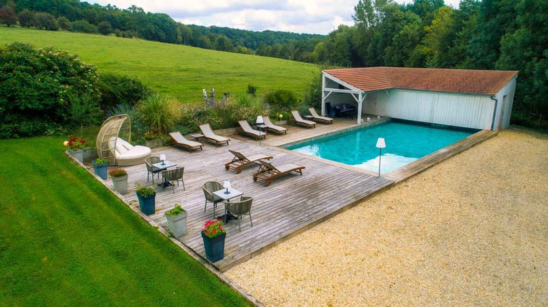 Charme au fil de l'eau - Baiser Volé - Love’nSpa - weekend en amoureux, love rooms avec spa ou jacuzzi privatif1 de Charme au fil de l'eau - Baiser Volé
