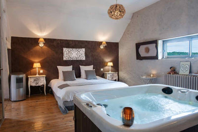 Charme au fil de l'eau - L'élégant - Love’nSpa - weekend en amoureux, love rooms avec spa ou jacuzzi privatif