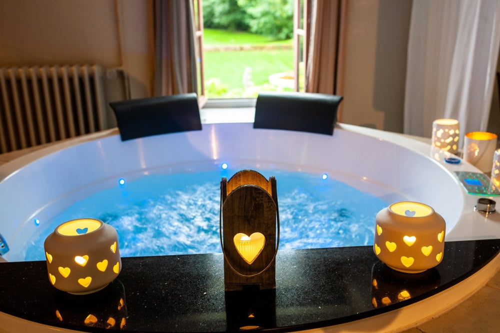 Charme au fil de l'eau - L'instant Douceur - Love’nSpa - weekend en amoureux, love rooms avec spa ou jacuzzi privatif1 de Charme au fil de l'eau - L'instant Douceur
