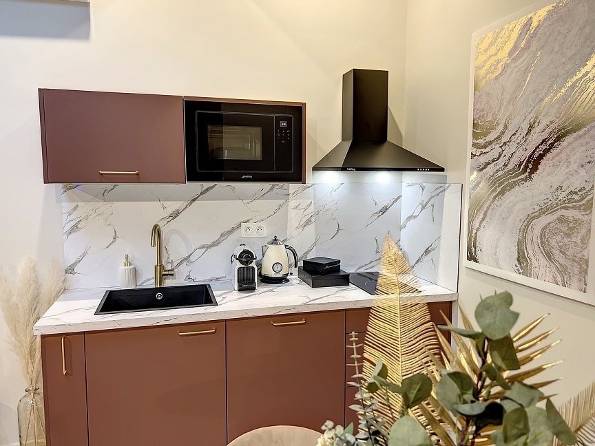 Cocon Blanc câlin - Jacuzzi privatif - Love Room - Love’nSpa - weekend en amoureux, love rooms avec spa ou jacuzzi privatif10 de Cocon Blanc câlin - Jacuzzi privatif- Love Room
